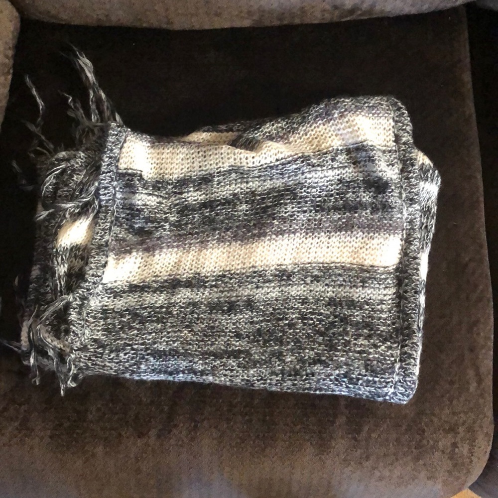 Cardigan - Picture 2 of 2